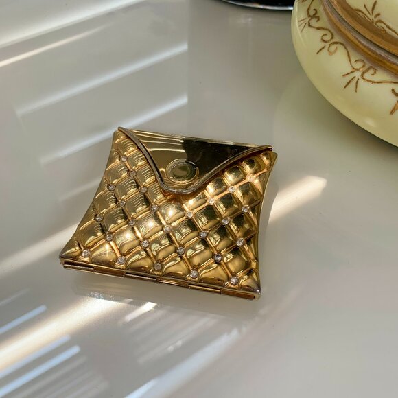 Adrienne Limited Edition Gold Quilted Purse-Style Compact w/Mirror & Powder Well - Picture 2 of 6